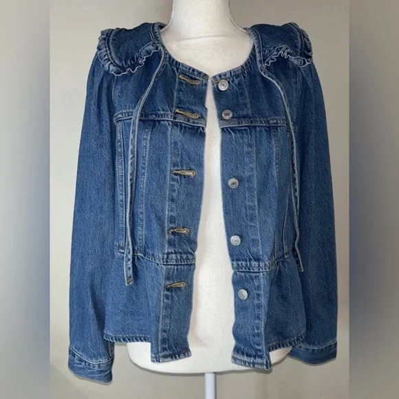 Levi's Women’s Prairie Denim Ruffle Trucker Jacket In Medium Wash Sz M NWT - Picture 9 of 12